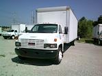 Used 2007 GMC TopKick C5500 LO PRO 26' Supreme Body Regular Cab 4x2 Box Truck for sale #FT90540 - photo 5