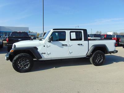 Used 2025 Jeep Gladiator - photo 1
