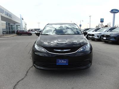 Used 2020 Chrysler Voyager - photo 1