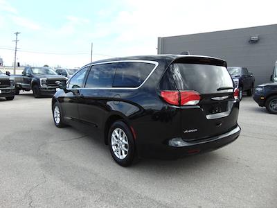 Used 2020 Chrysler Voyager - photo 1
