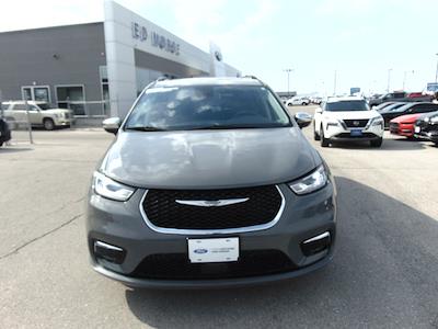 Used 2023 Chrysler Pacifica - photo 1