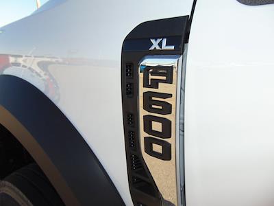 New 2025 Ford F-600 - photo 1
