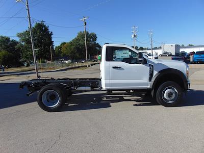 New 2025 Ford F-600 - photo 1