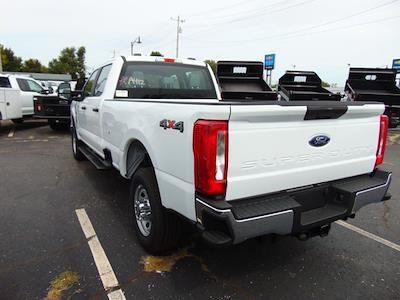 New 2026 Ford F-350 XL Crew Cab 4WD SRW Pickup for sale #TEC03526 - photo 2