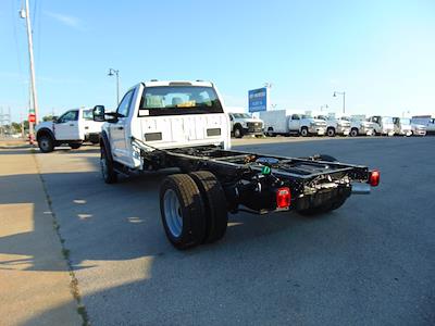 New 2026 Ford F-550 XLT Regular Cab 4x4 Cab Chassis for sale #TEC03600 - photo 2