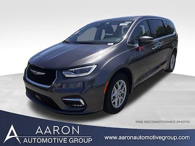 2023 Chrysler Pacifica FWD Minivan for sale #402264J - photo 1