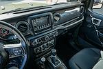 2021 Jeep Gladiator Crew Cab 4x4 Pickup for sale #402541A - photo 16