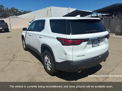 2023 Chevrolet Traverse FWD SUV for sale #402815A - photo 2