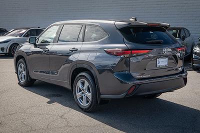 2024 Toyota Highlander AWD SUV for sale #402878J - photo 2