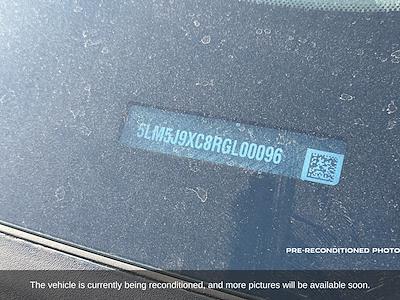 Used 2024 Lincoln Aviator - photo 1