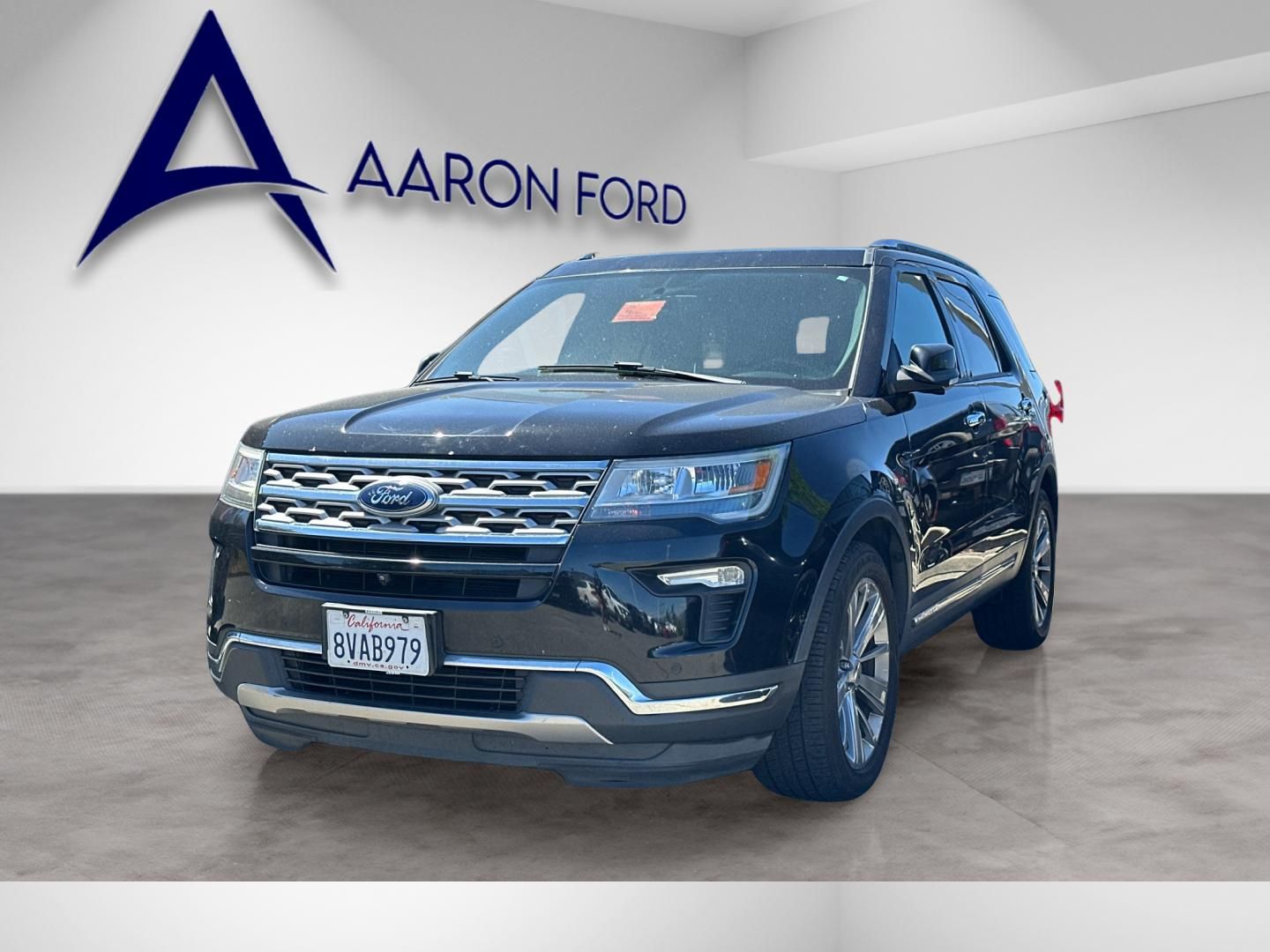 Used 2018 Ford Explorer - photo 2