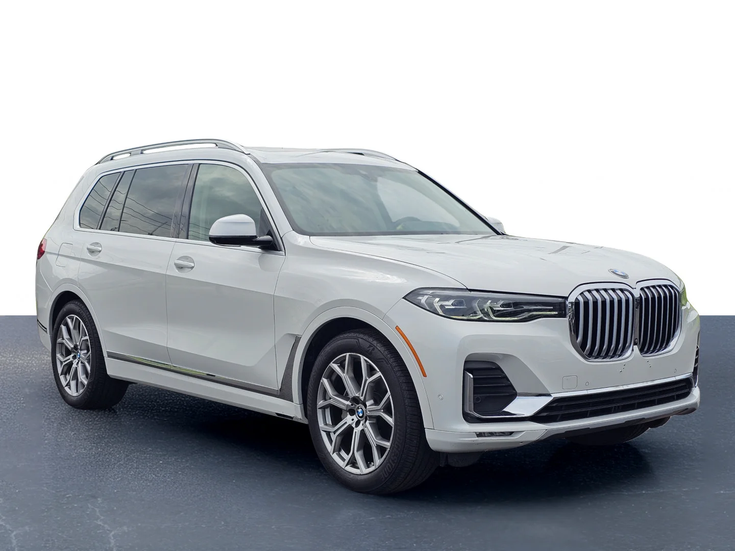Used 2019 BMW X7 - photo 1