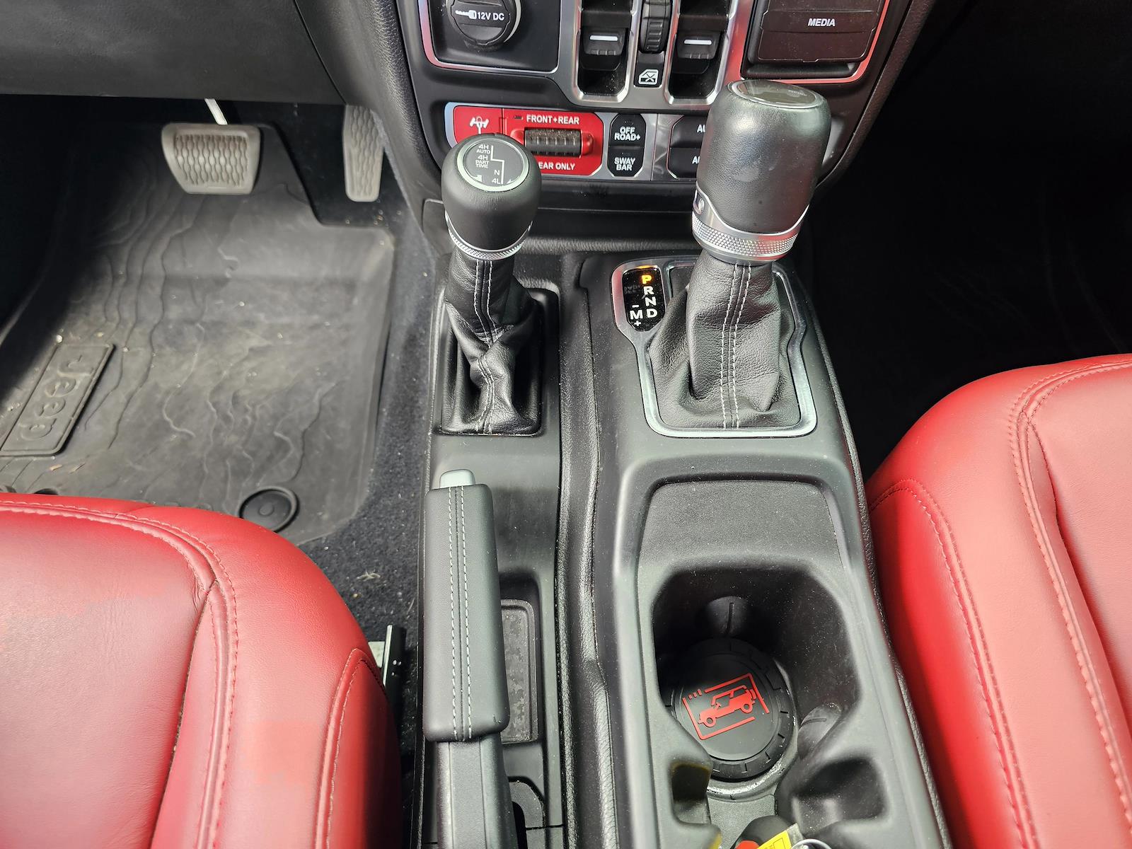 Used 2024 Jeep Wrangler - photo 29