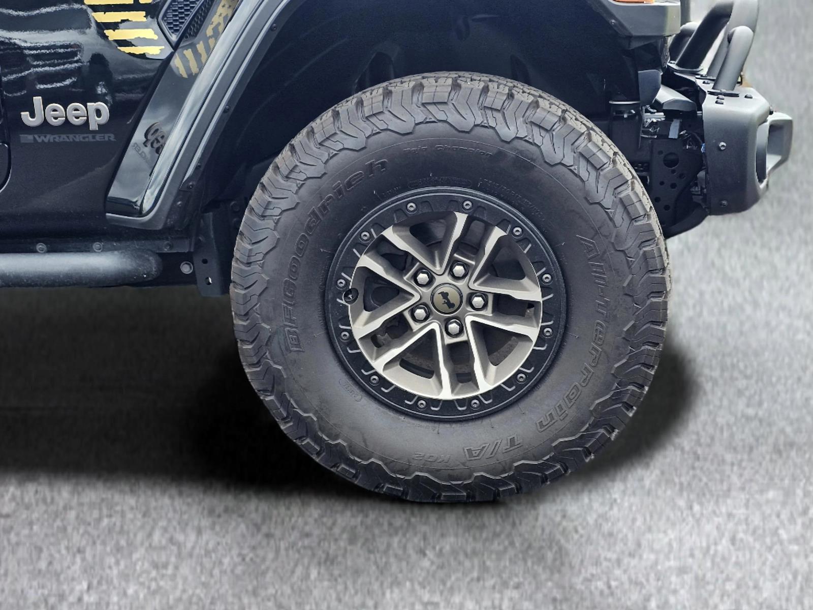 Used 2024 Jeep Wrangler - photo 7