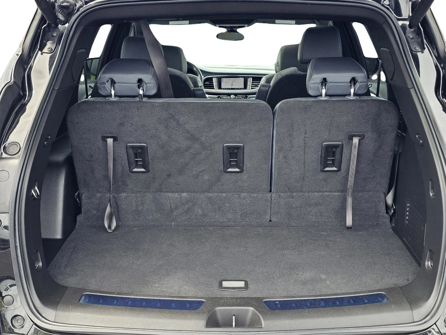 Used 2023 Buick Enclave - photo 11