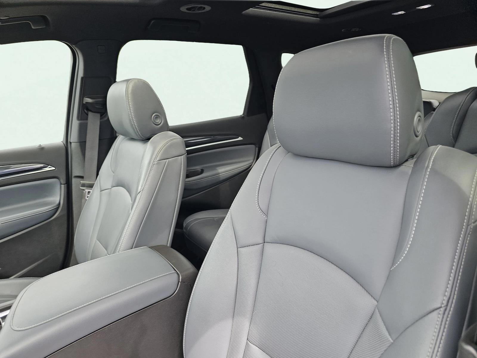 Used 2023 Buick Enclave - photo 17