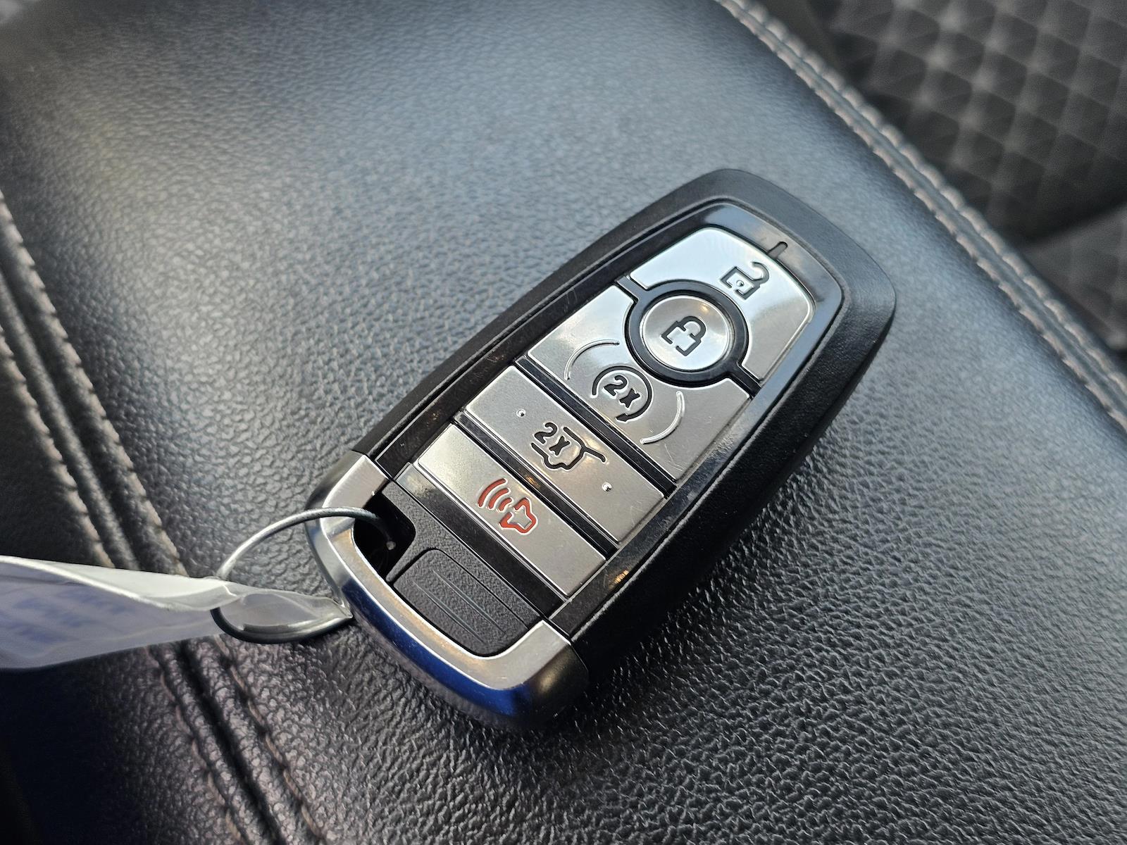 Used 2025 Ford Escape - photo 33