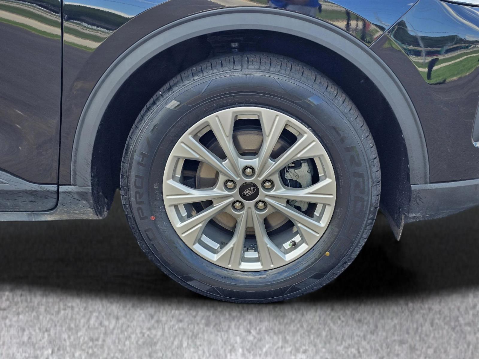 Used 2025 Ford Escape - photo 7