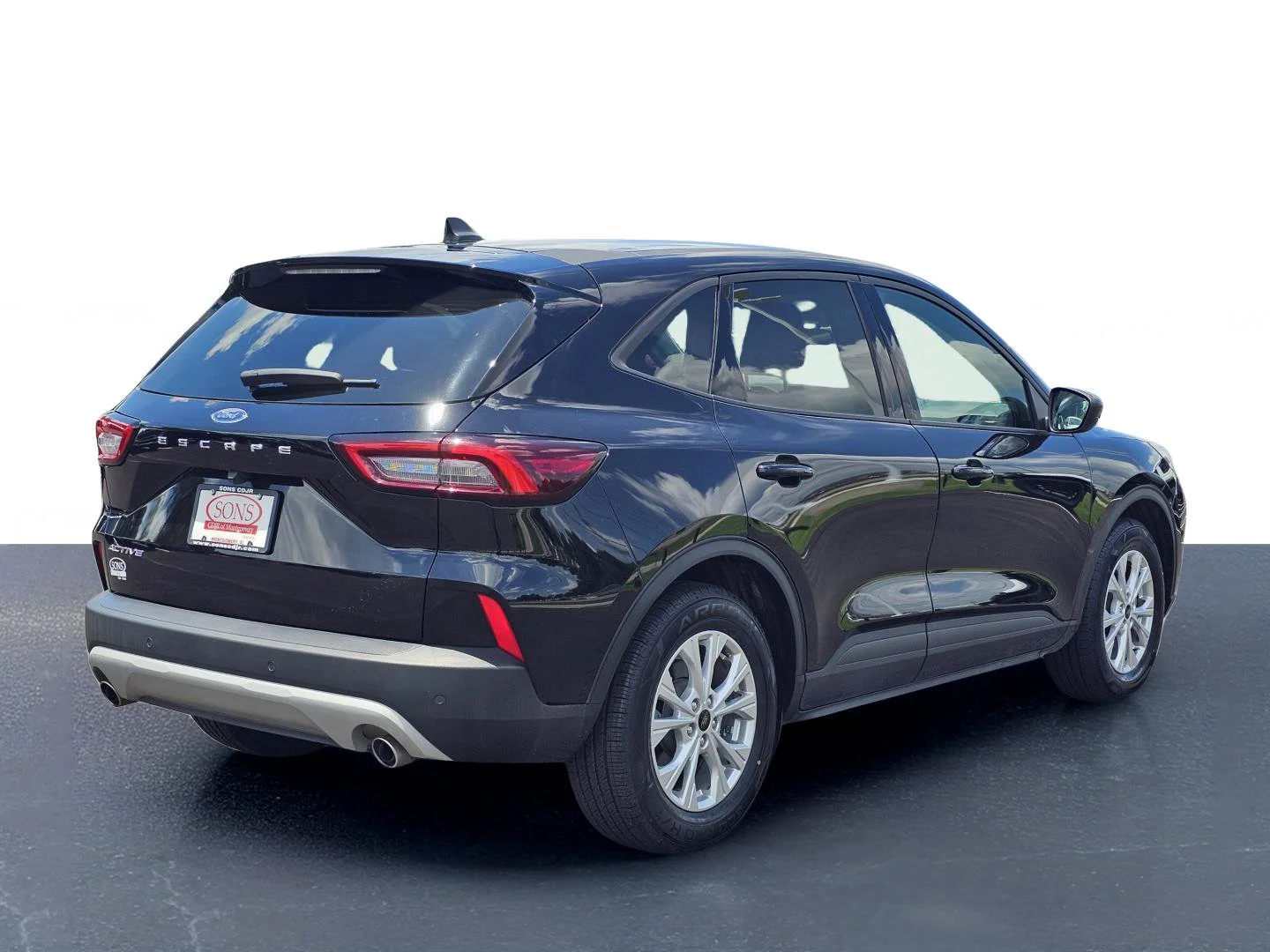 Used 2025 Ford Escape - photo 9