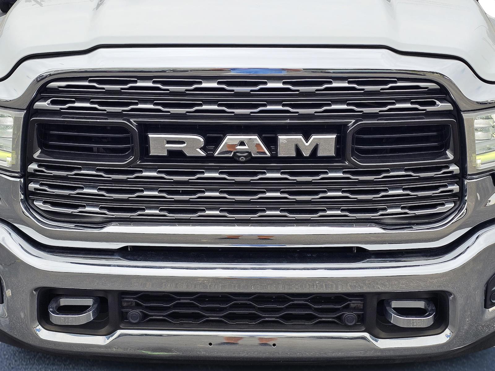 Used 2020 Ram 2500 - photo 2