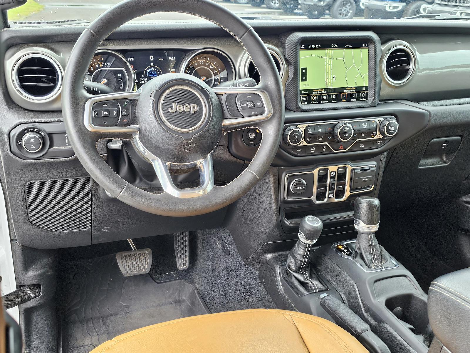 Used 2023 Jeep Gladiator - photo 49
