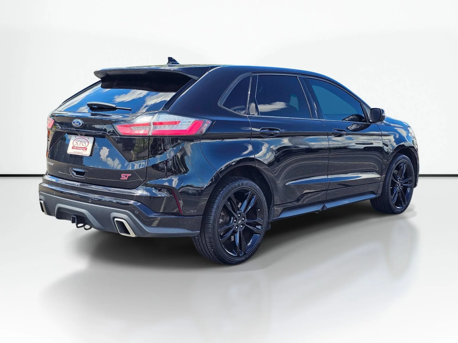 Used 2019 Ford Edge - photo 2