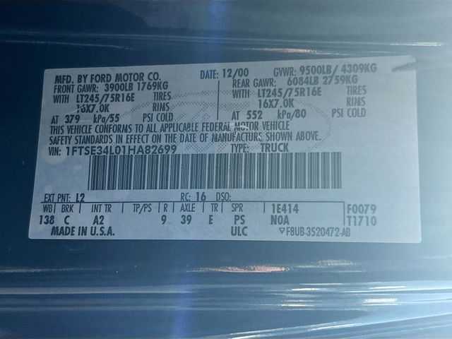 Used 2001 Ford E-350 - photo 31