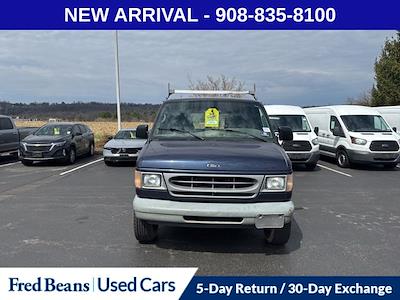 Used 2001 Ford E-350 - photo 1