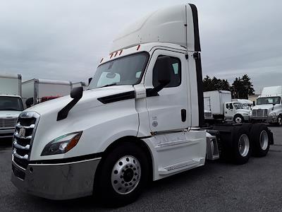 2020 Freightliner Cascadia Day Cab 6x4 Semi Truck for sale #270230 - photo 1
