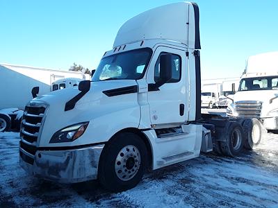 2020 Freightliner Cascadia Day Cab 6x4 Semi Truck for sale #270231 - photo 1