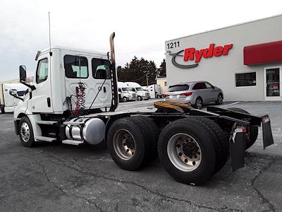 2020 Freightliner Cascadia Day Cab 6x4 Semi Truck for sale #277014 - photo 2