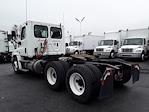 Used 2020 Freightliner Cascadia Detroit Diesel DD15 Semi Truck for sale #290443 - photo 2