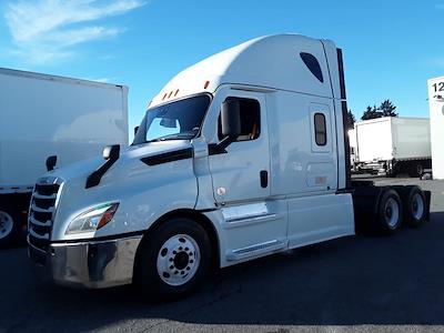 Used 2021 Freightliner Cascadia Detroit Diesel DD15 Semi Truck with Sleeper Cab for sale #545700 - photo 1