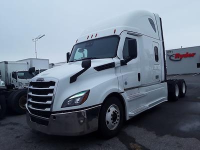 Used 2021 Freightliner Cascadia - photo 1