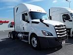 Used 2018 Freightliner Cascadia Detroit Diesel DD15 Semi Truck with Sleeper Cab for sale #578369 - photo 4
