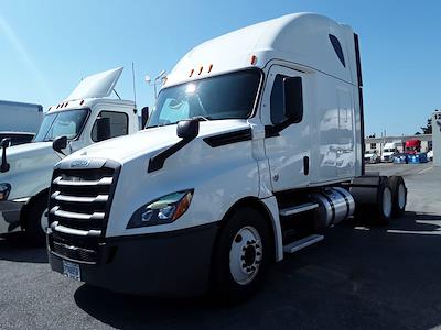 Used 2019 Freightliner Cascadia Detroit Diesel DD15 Semi Truck with Sleeper Cab for sale #584293 - photo 1