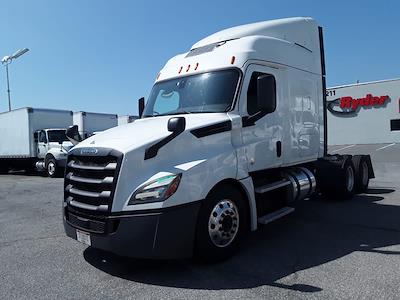 Used 2019 Freightliner Cascadia Detroit Diesel DD15 Semi Truck with Sleeper Cab for sale #597029 - photo 1