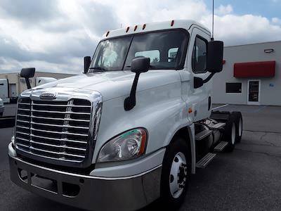 Used 2017 Freightliner Cascadia Detroit Diesel DD15 Semi Truck for sale #670748 - photo 1