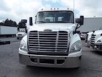 Used 2017 Freightliner Cascadia Detroit Diesel DD15 Semi Truck for sale #670748 - photo 3