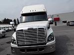 Used 2018 Freightliner Cascadia Detroit Diesel DD15 Semi Truck with Sleeper Cab for sale #681637 - photo 3