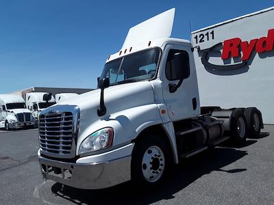 Used 2018 Freightliner Cascadia Detroit DD13 Semi Truck for sale #744648 - photo 1