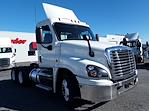 2018 Freightliner Cascadia Day Cab 6x4 Semi Truck for sale #754171 - photo 4