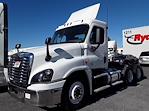 Used 2018 Freightliner Cascadia Detroit DD13 Semi Truck for sale #754793 - photo 11