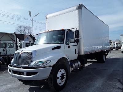 Used 2018 International DuraStar 4300 Box Truck for sale #759400 - photo 1