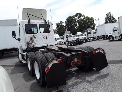 Used 2018 Freightliner Cascadia Detroit DD13 Semi Truck for sale #800111 - photo 2