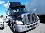 Used 2019 Freightliner Cascadia Detroit DD13 Semi Truck for sale #809378 - photo 4