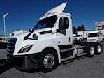 Used 2019 Freightliner Cascadia Detroit DD13 Semi Truck for sale #812128 - photo 1