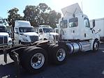 Used 2019 Freightliner Cascadia Detroit DD13 Semi Truck for sale #812128 - photo 5