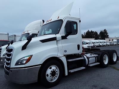 2019 Freightliner Cascadia Day Cab 6x4 Semi Truck for sale #813003 - photo 1