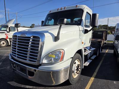 Used 2019 Freightliner Cascadia Detroit DD13 Semi Truck for sale #813601 - photo 1